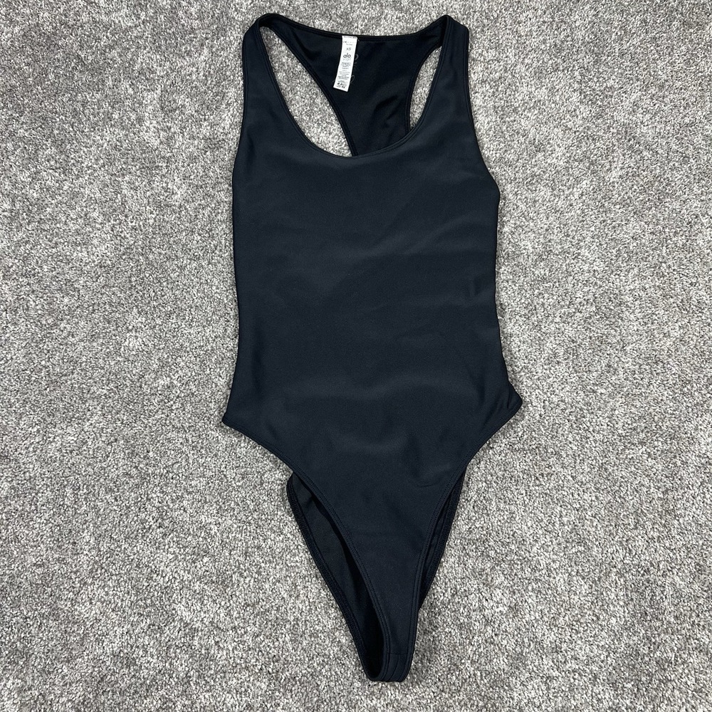 Alo Women's XS Black One Piece Swimsuit Racer Back Scoop Neck Size Extra Small